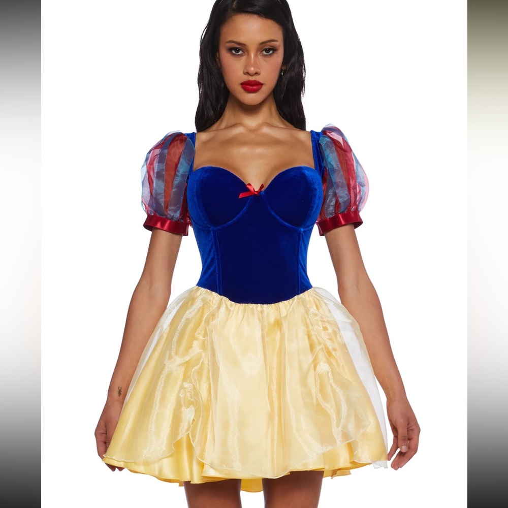Dolls Kill Snow White Halloween costume